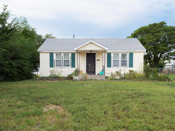 1912 Texas St, Woodward, OK 73801