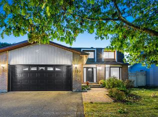 1150 Bordeau Grv, Ottawa, ON K1C 2M7