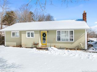 8 Surrey Cres, Fredericton, NB E3B 4L3