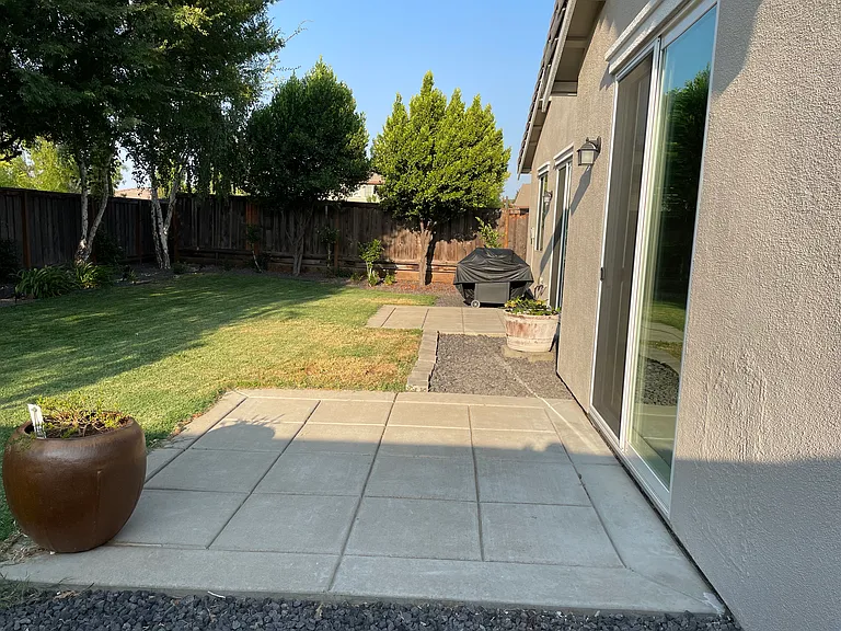 1805 Stageline Cir — Photo 34