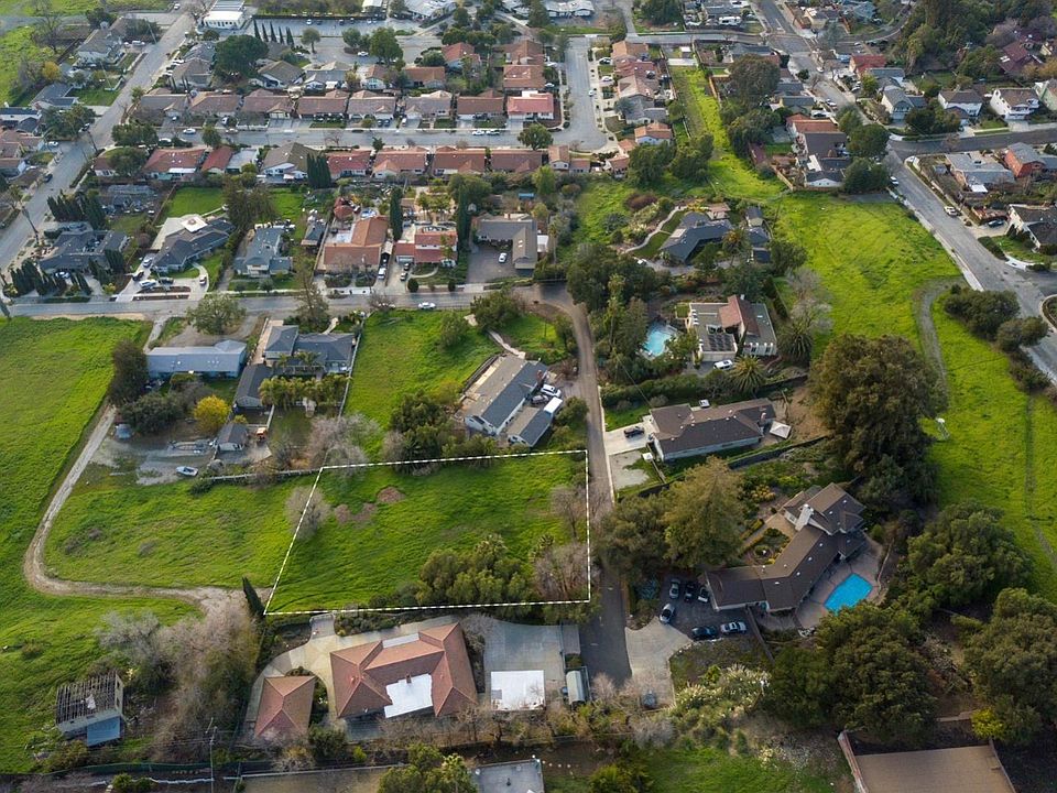 1st image of 0 Noble Ln