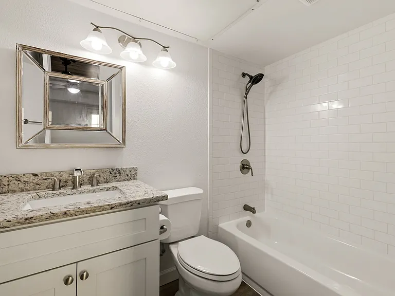8510 Park Ln #201 — Photo 10