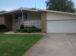 7261 Flamingo St, Algonac, MI 48001