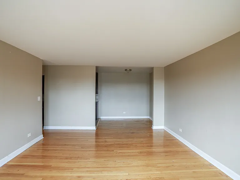 1774 W Highland Ave #204 — Photo 5