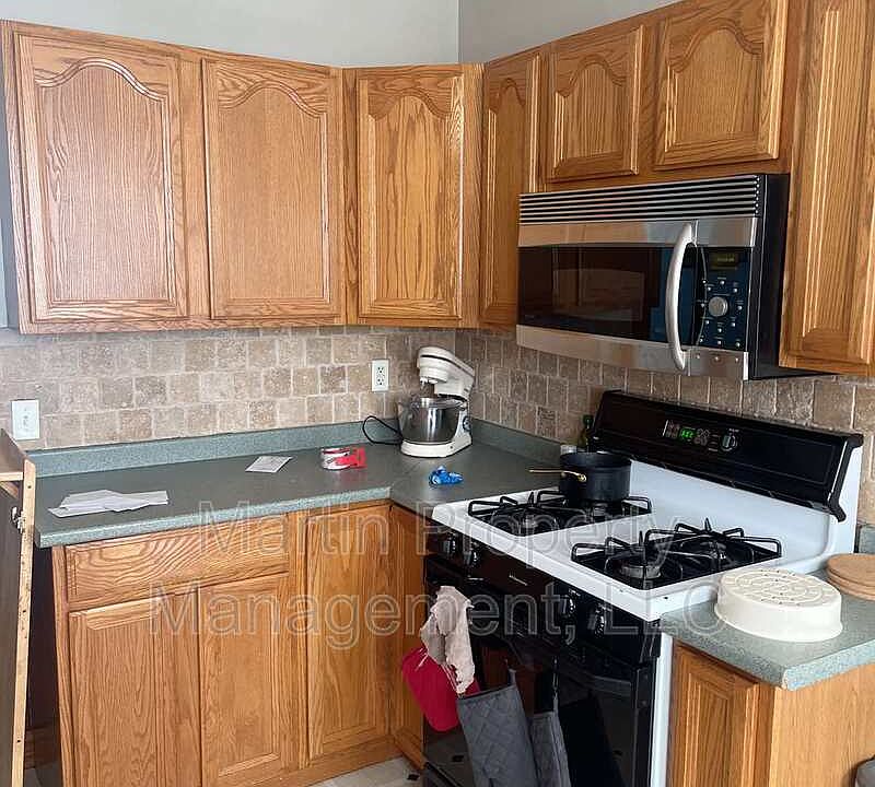 24 Cushing St 1, Medford, MA 02155 Zillow