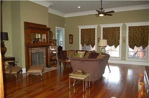 5th image of 305 Shinnecock Hills Dr