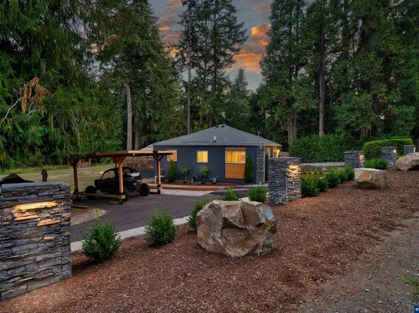 150 Rees Hill Rd SE, Salem, OR 97306