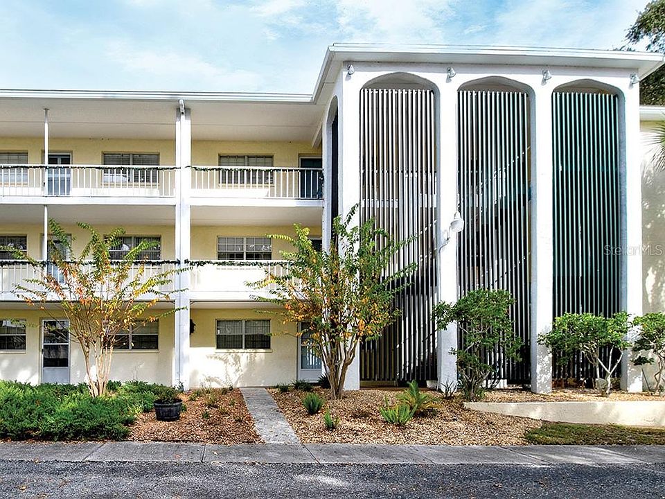 1st image of 1020 De Leon Dr #310