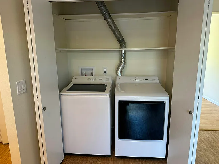 1888 Scepter Ct — Photo 12