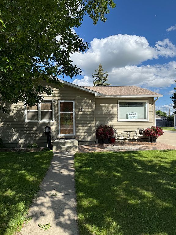 11 Curve Dr - Property Image