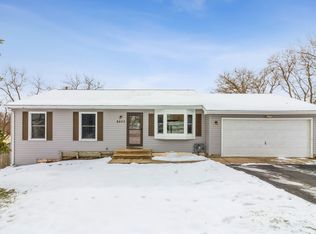 8603 Memory Trl, Wonder Lake, IL 60097