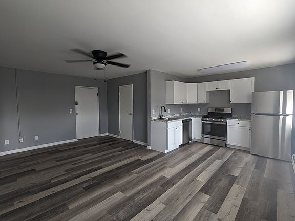 5th image of 3524 Harvey Ave APT 304