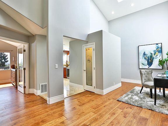2nd image of 3917 Blue Gum Dr