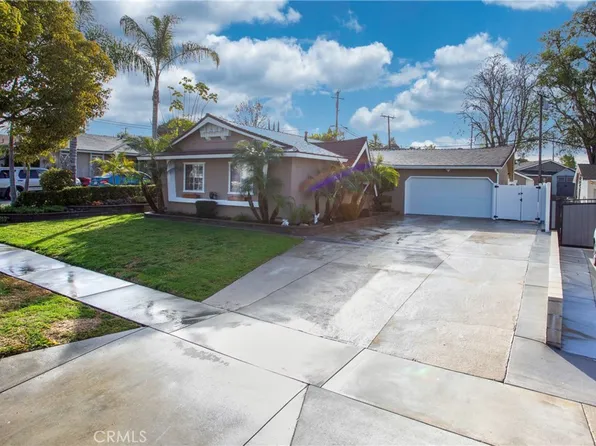 14322 Foster Rd, La Mirada, CA 90638