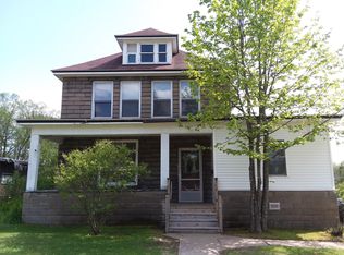 322 Dahl St APT B, Rhinelander, WI 54501