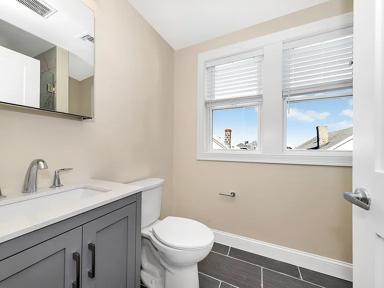 41 Wright Ave #2 — Photo 5