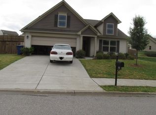 202 Gibby Ln, Simpsonville, SC 29681