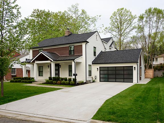 2nd image of 1684 Latham Rd