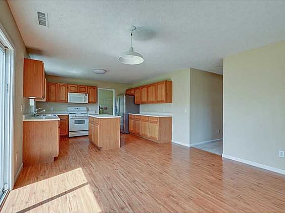 Breakfast Area/Room.