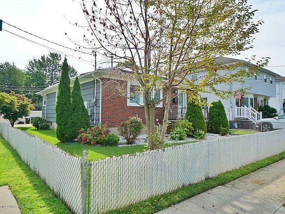 5th image of 121 Glascoe Ave