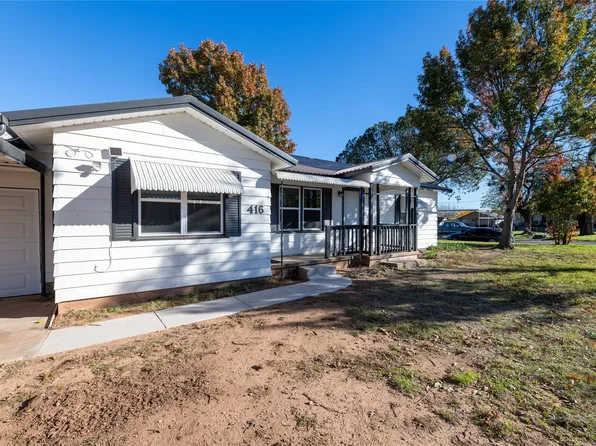 416 S Graham St, Henrietta, TX 76365