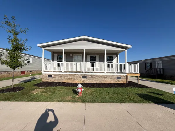 824 Lookout Dr, Spartanburg, SC 29306