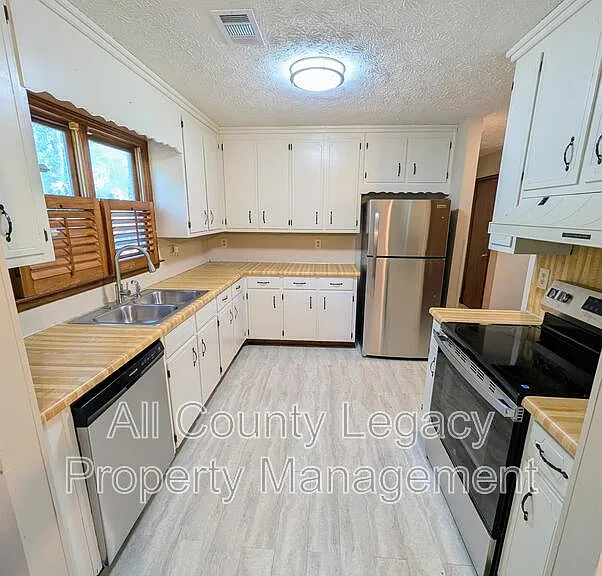 125 Governors Rdg — Photo 4