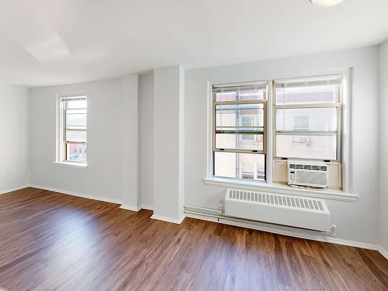 Dining/Living room