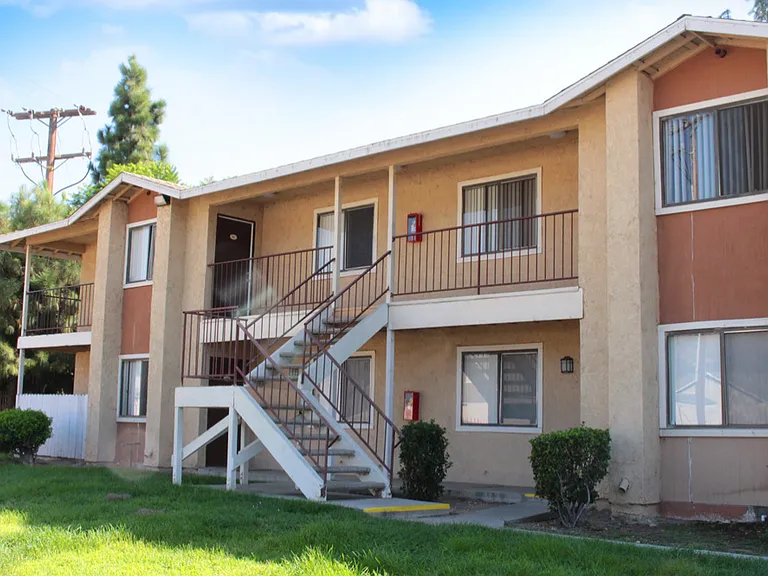 Mountain Gate Apartments — Photo 31