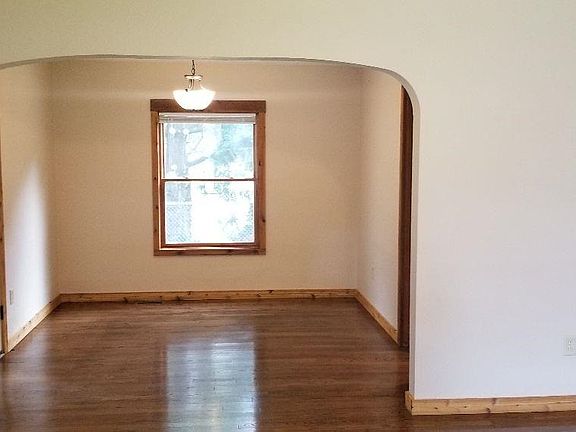 5th image of 6627 Carman Dr