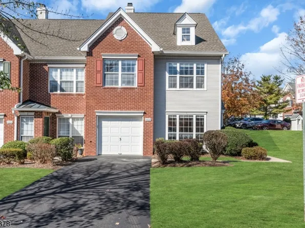 1602 S Branch Dr, Readington Twp., NJ 08889