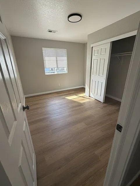 3 bed, $1,700 — Photo 4
