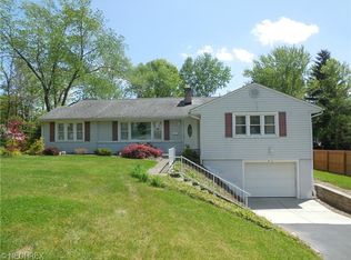 99 Hilltop Blvd, Canfield, OH