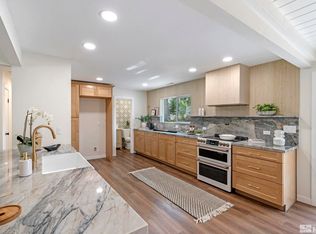 208 Rhodes Rd, Reno, NV 89521