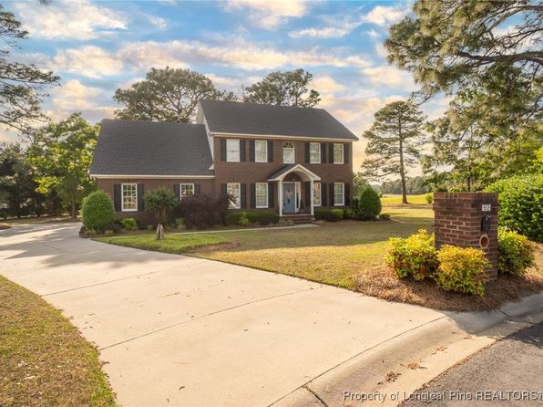513 Captains Pl, Fayetteville, NC 28311