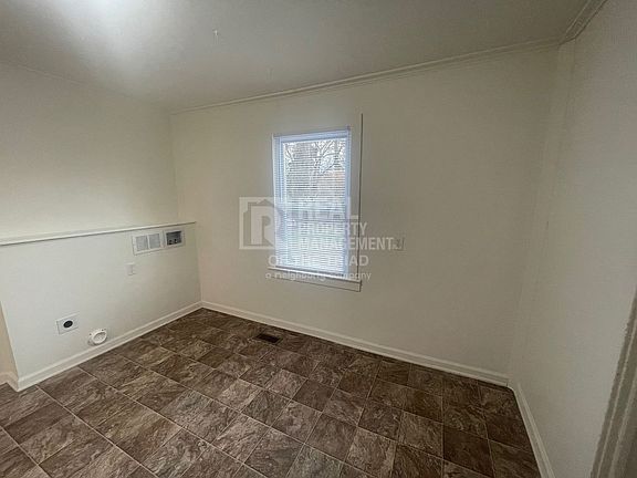 5th image of 529 N Washington Ave