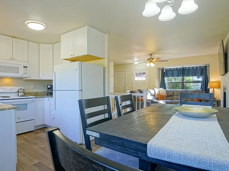 5038 Chariot Dr — Photo 27