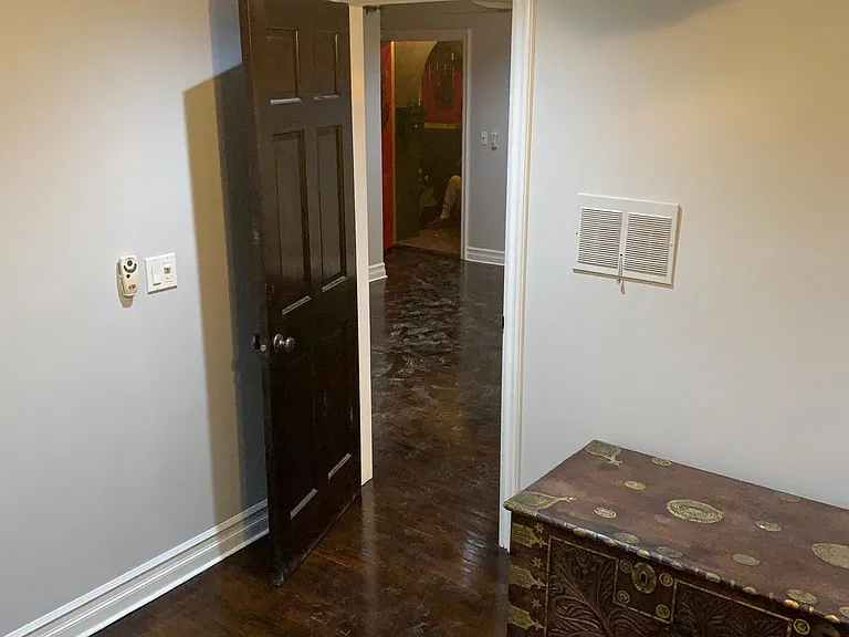 1238 1/2 N El Centro Ave — Photo 20