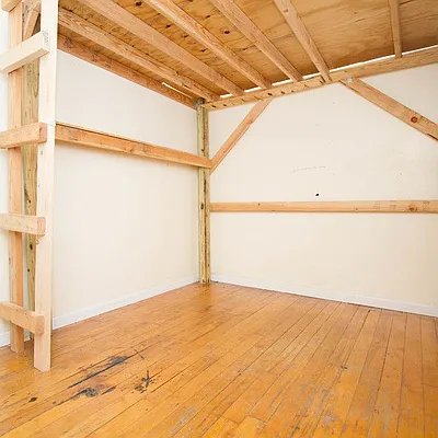 Rented by Nooklyn NYC LLC | media 45