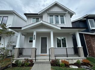 19673 75a Ave, Langley, BC V2Y1S1