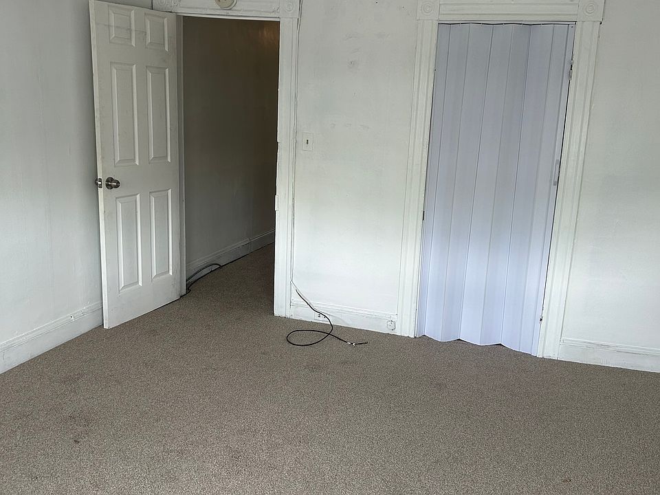 Bedroom 13x10