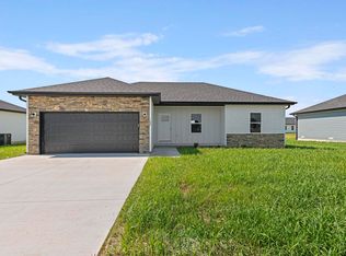 104 W Bluegrass St, Rogersville, MO 65742