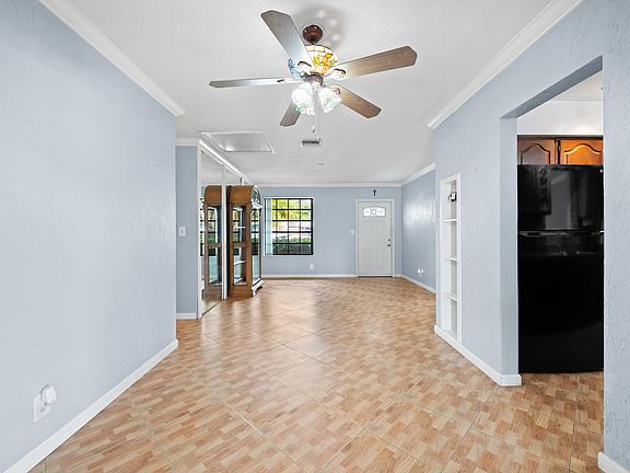 5th image of 5018 SW 91st Terrace