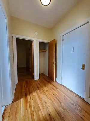 Rented by BRICK & GALO REALTY CORP | media 9