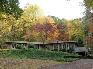 30 Spring Hill Rd, Annandale, NJ 08801