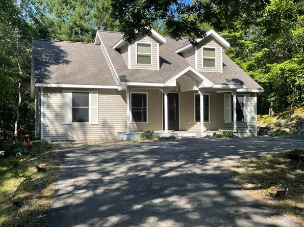 485 Northern Light Rd, Mears, MI 49436