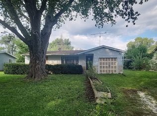 4612 Bonner Dr, McHenry, IL 60050