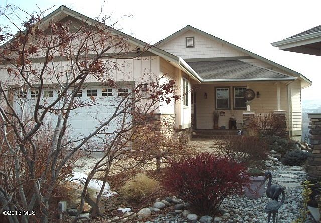 1st image of 2864 Blue Heron Ln