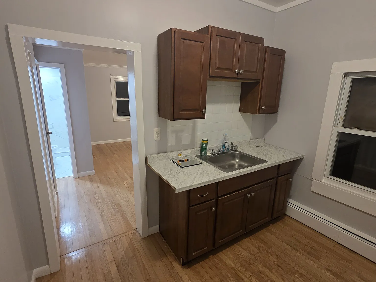 3230 Lexington Ave — Photo 2