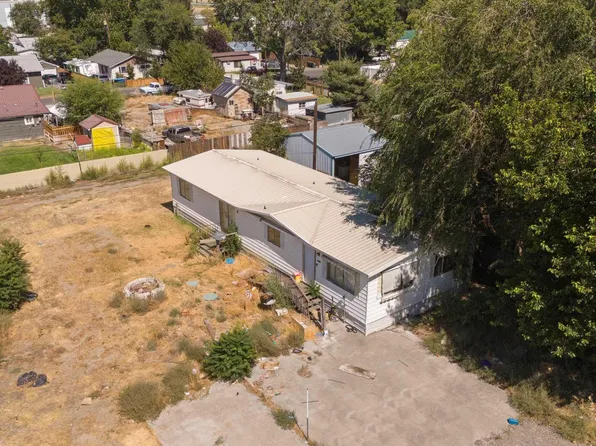 186 Cherry St, Burbank, WA 99323